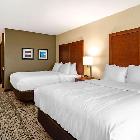 Comfort Inn & Suites Ames Near Isu Campus Eksteriør billede