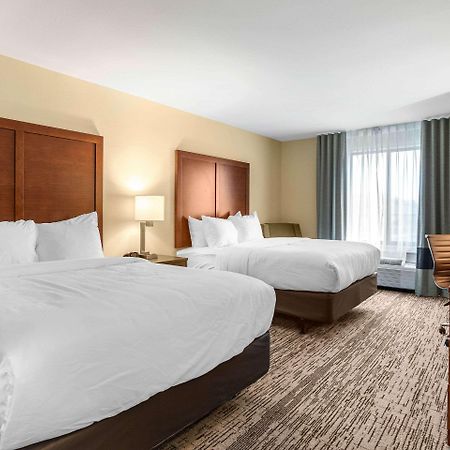Comfort Inn & Suites Ames Near Isu Campus Eksteriør billede