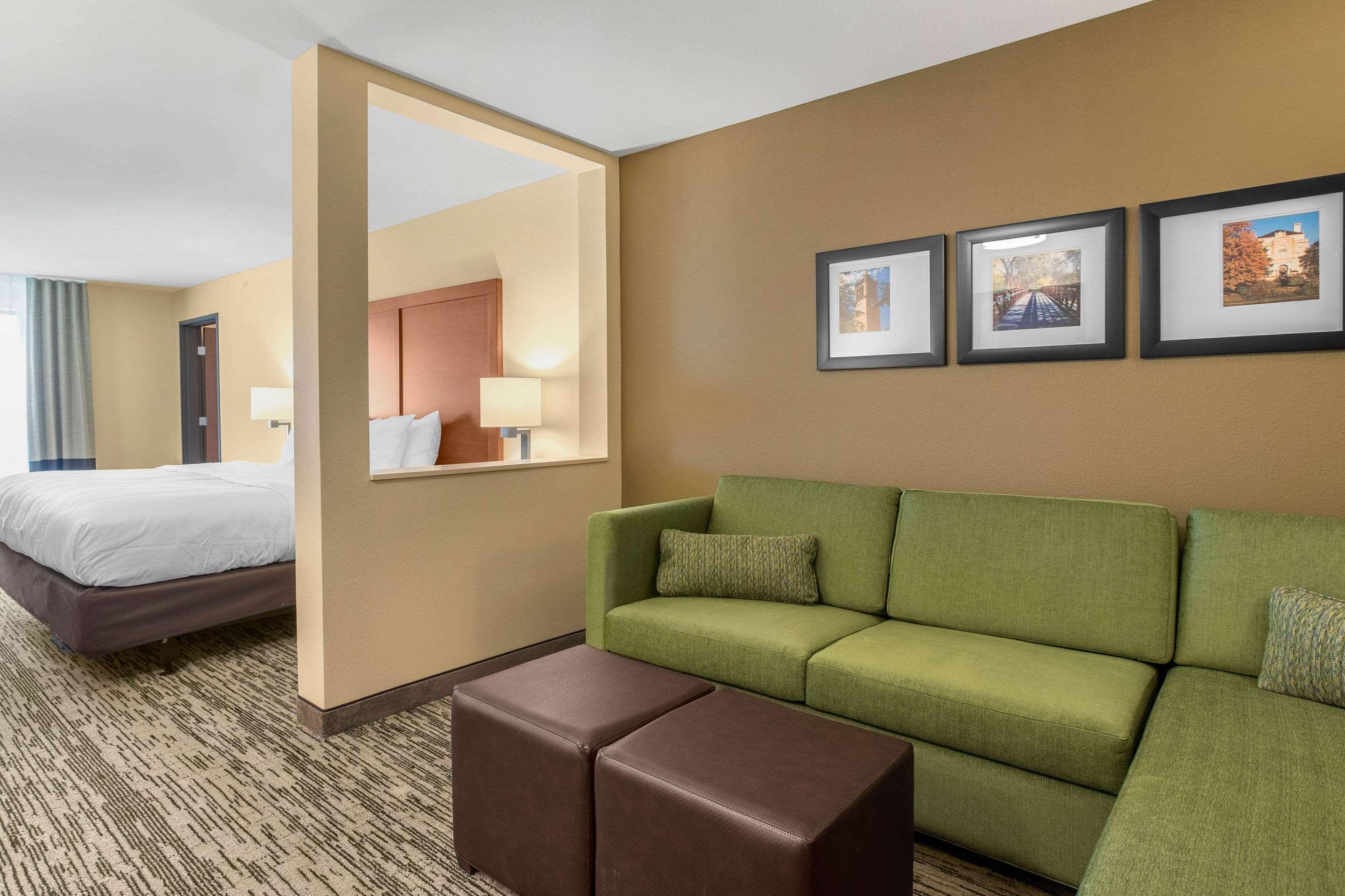 Comfort Inn & Suites Ames Near Isu Campus Eksteriør billede