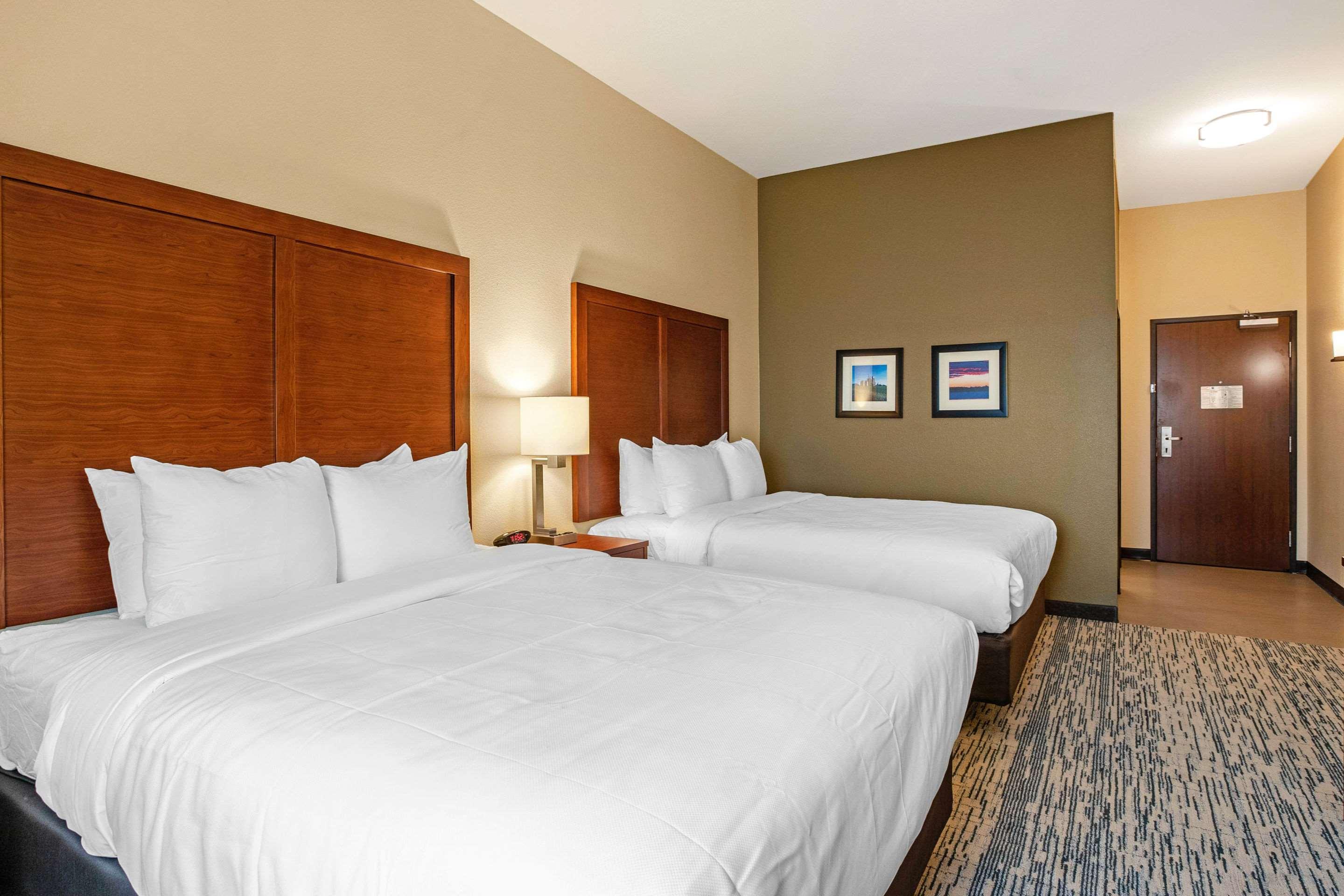 Comfort Inn & Suites Ames Near Isu Campus Eksteriør billede
